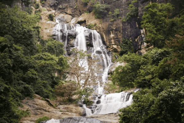 Sri-Lanka-Ravana-Falls.png